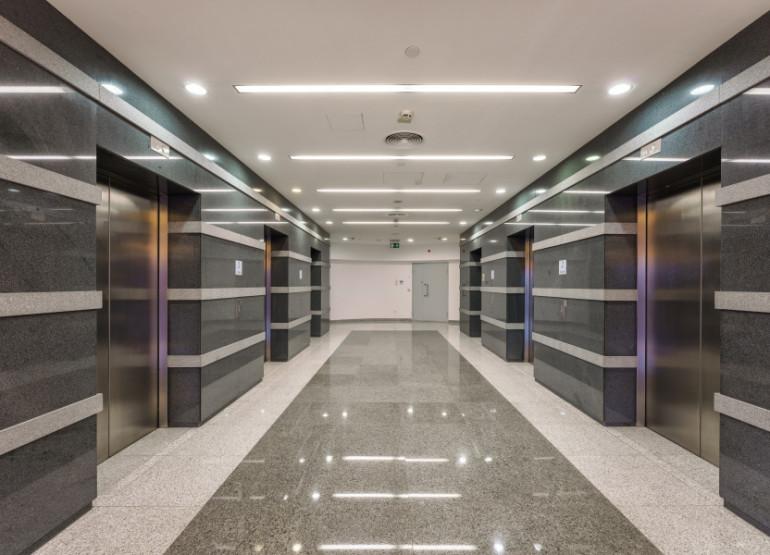 Бережковский: Вид главного лифтового холла